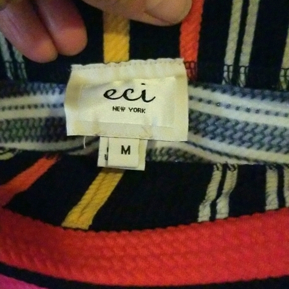 ECI Slip on pencil skirt - Picture 2 of 5